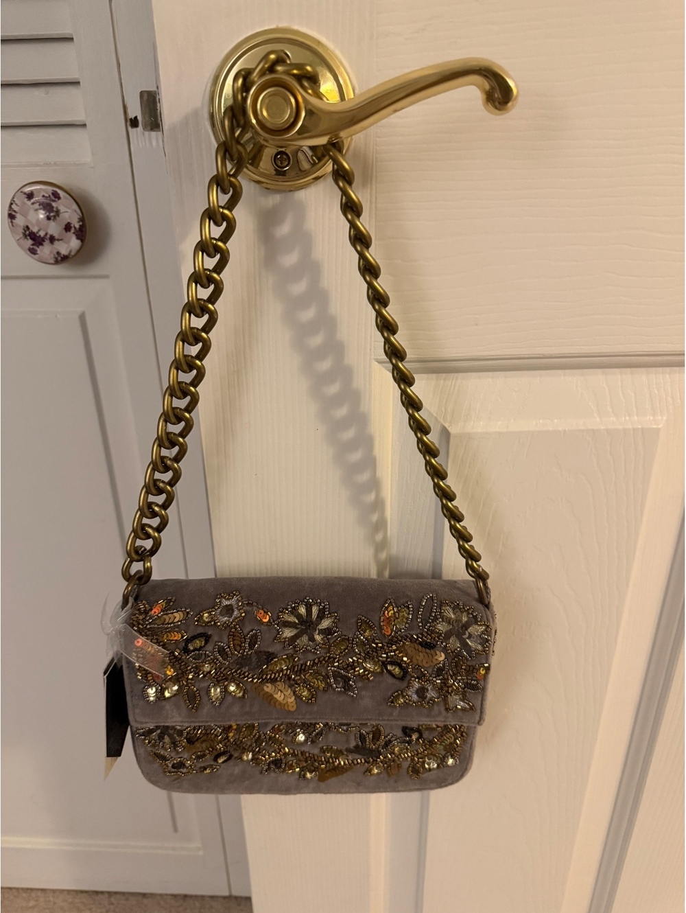 Elegant Embellished Gray Velvet Shoulder Bag with Chain Strap